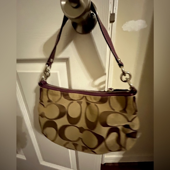 Coach Signature Handbag - Picture 2 of 4